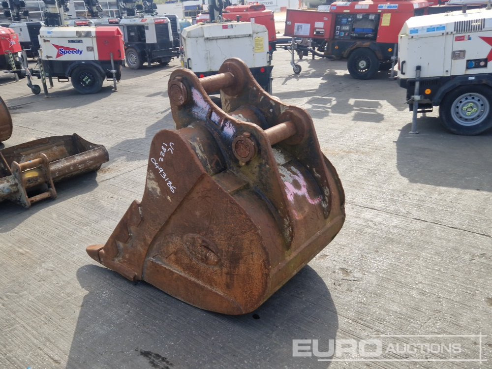 Strickland 36" Digging Bucket 80mm Pin to suit 20 Ton Excavator - Godet: photos 5 Strickland 36" Digging Bucket 80mm Pin to suit 20 Ton Excavator - Godet: photos 5