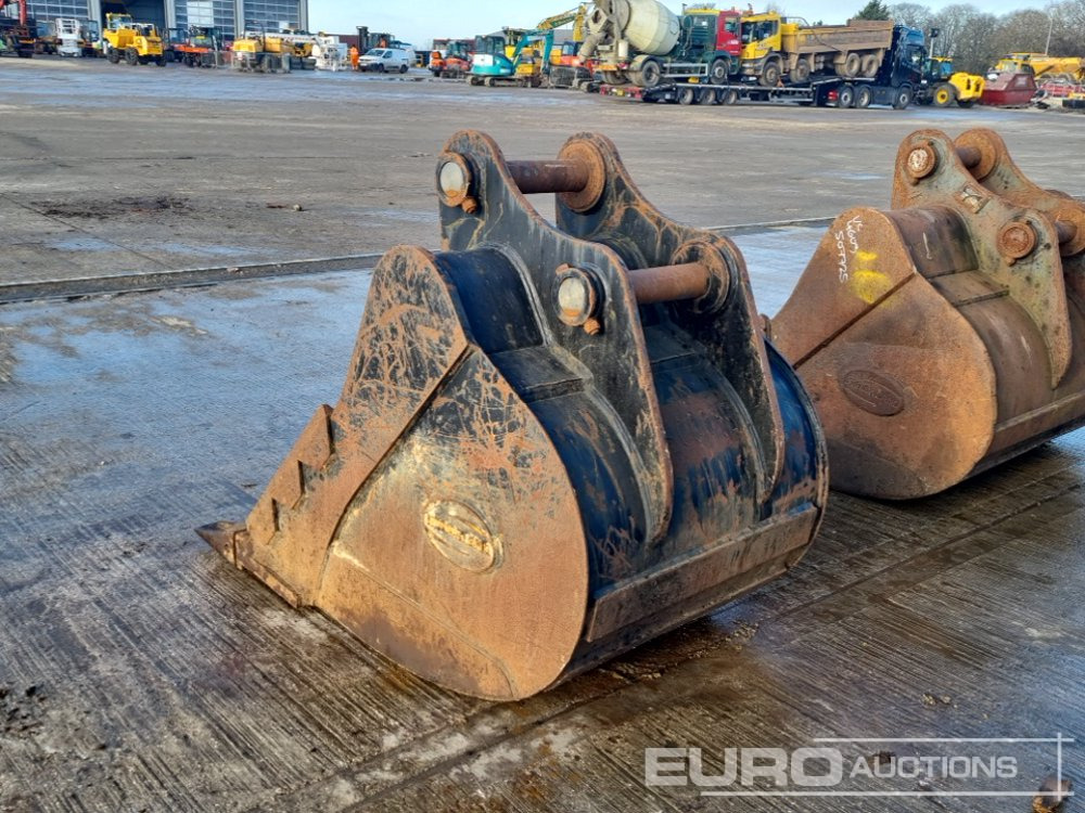 Strickland 38" Digging Bucket 80mm Pin to suit 20 Ton Excavator - Godet: photos 3 Strickland 38" Digging Bucket 80mm Pin to suit 20 Ton Excavator - Godet: photos 3