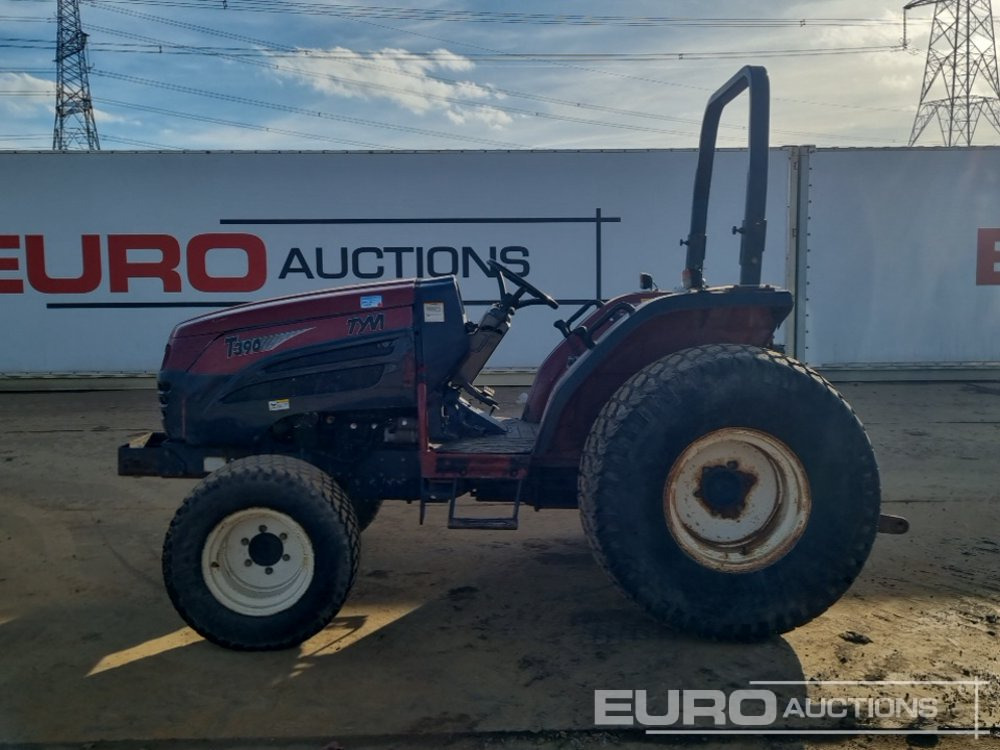 TYM T390 - Tracteur agricole: photos 2 TYM T390 - Tracteur agricole: photos 2