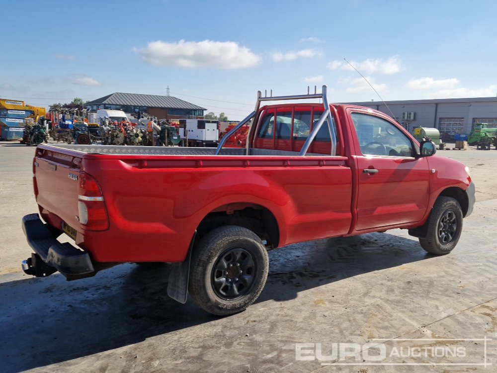 Toyota Hilux - Pick-up: photos 5 Toyota Hilux - Pick-up: photos 5