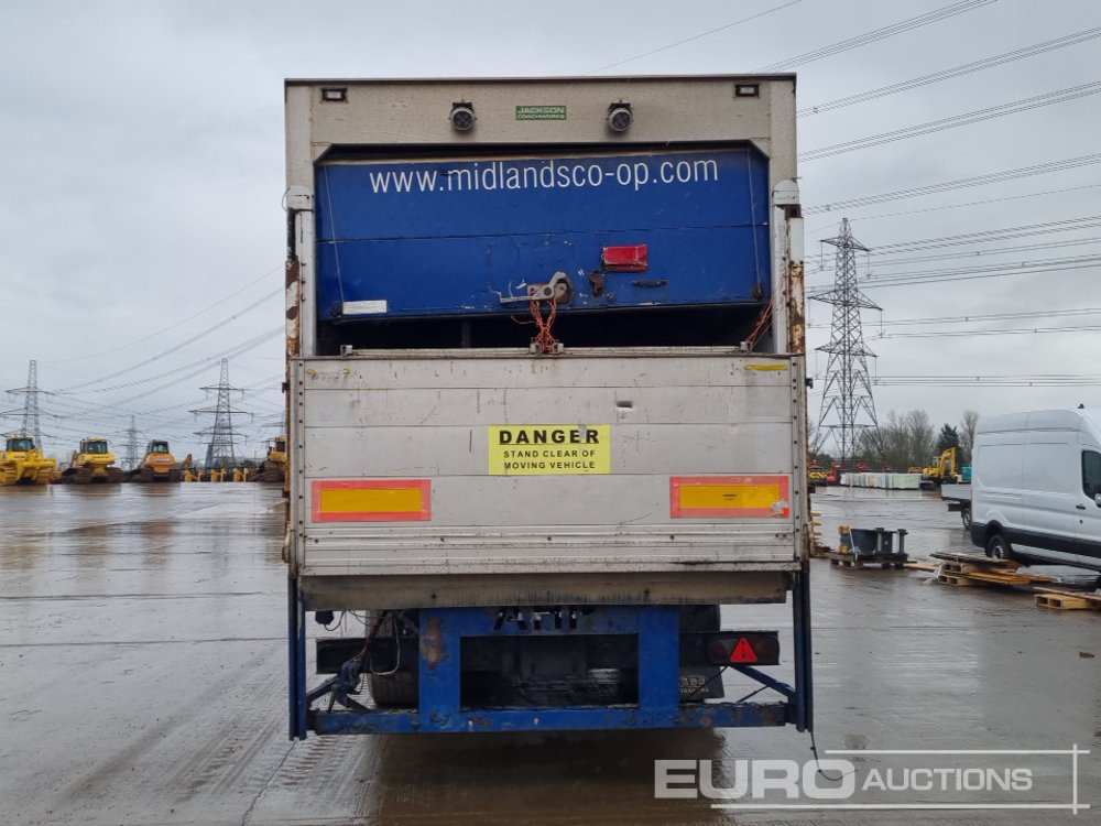 Tri Axle Refrigerated Box Trailer, Tail Lift - Semi-remorque frigorifique: photos 4 Tri Axle Refrigerated Box Trailer, Tail Lift - Semi-remorque frigorifique: photos 4