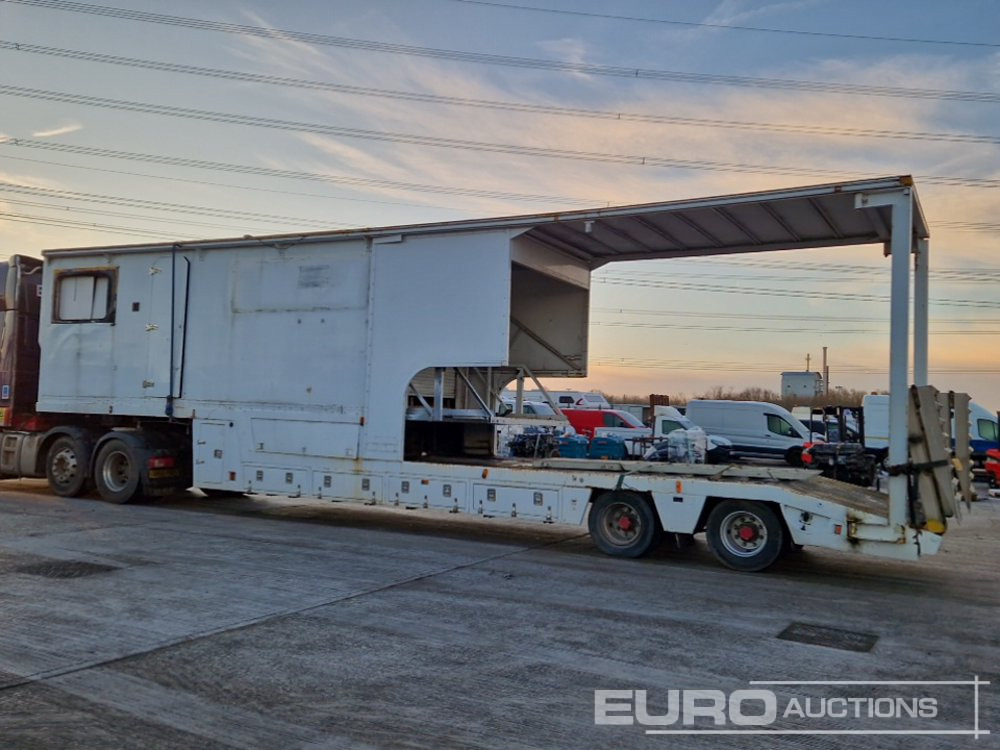 Twin Axle Step Frame Racing Team Hospitality Trailer, Ramps - Semi-remorque porte-voitures: photos 2 Twin Axle Step Frame Racing Team Hospitality Trailer, Ramps - Semi-remorque porte-voitures: photos 2