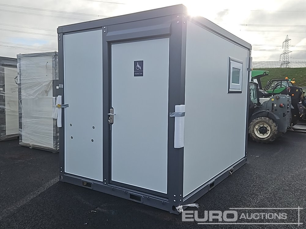 Unused 10' Disabled Toilet (Cannot Be Reconsigned) - Conteneur maritime: photos 1 Unused 10' Disabled Toilet (Cannot Be Reconsigned) - Conteneur maritime: photos 1