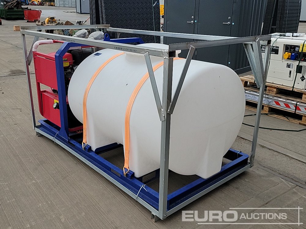 Unused 2024 1000 Litre Static Plastic Water Bowser, Electric Start Hot Water Pressure Washer, Jiang Dong Engine - Nettoyeur haute pression: photos 3 Unused 2024 1000 Litre Static Plastic Water Bowser, Electric Start Hot Water Pressure Washer, Jiang Dong Engine - Nettoyeur haute pression: photos 3