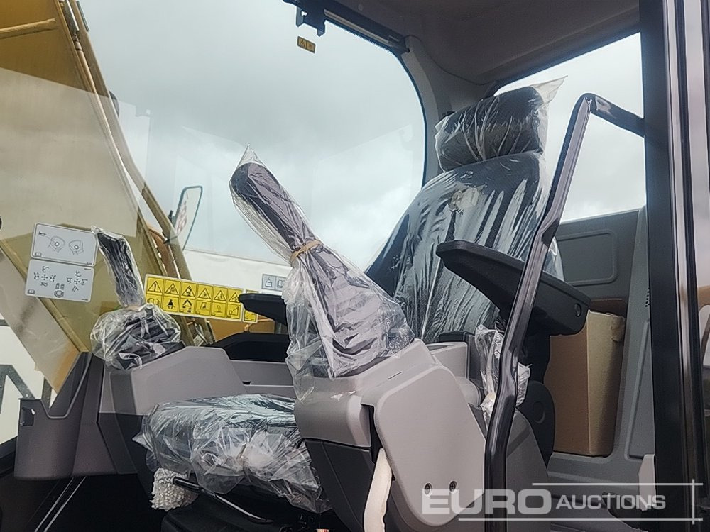Pelle sur chenille Unused 2024 CAT 312GC: photos 38