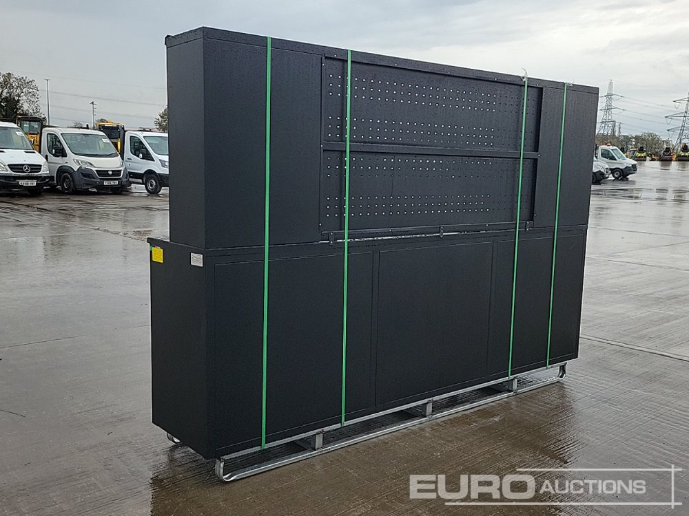 Unused 2025 10' Work Bench, 30 Drawers - Matériel de chantier: photos 3 Unused 2025 10' Work Bench, 30 Drawers - Matériel de chantier: photos 3