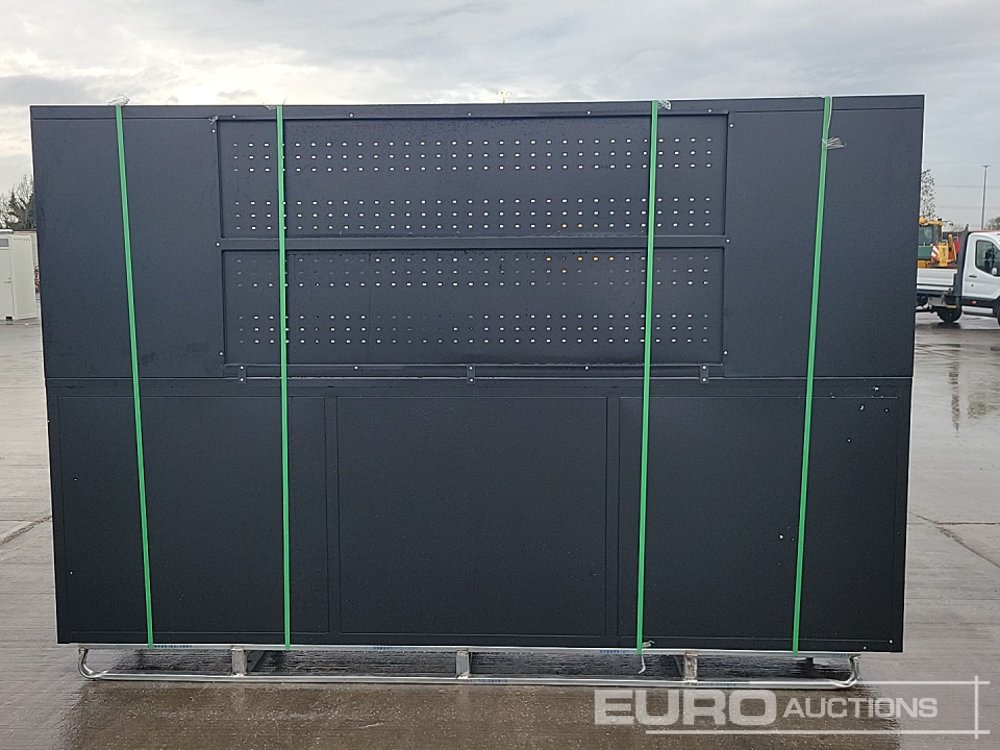 Unused 2025 10' Work Bench, 30 Drawers - Matériel de chantier: photos 4 Unused 2025 10' Work Bench, 30 Drawers - Matériel de chantier: photos 4