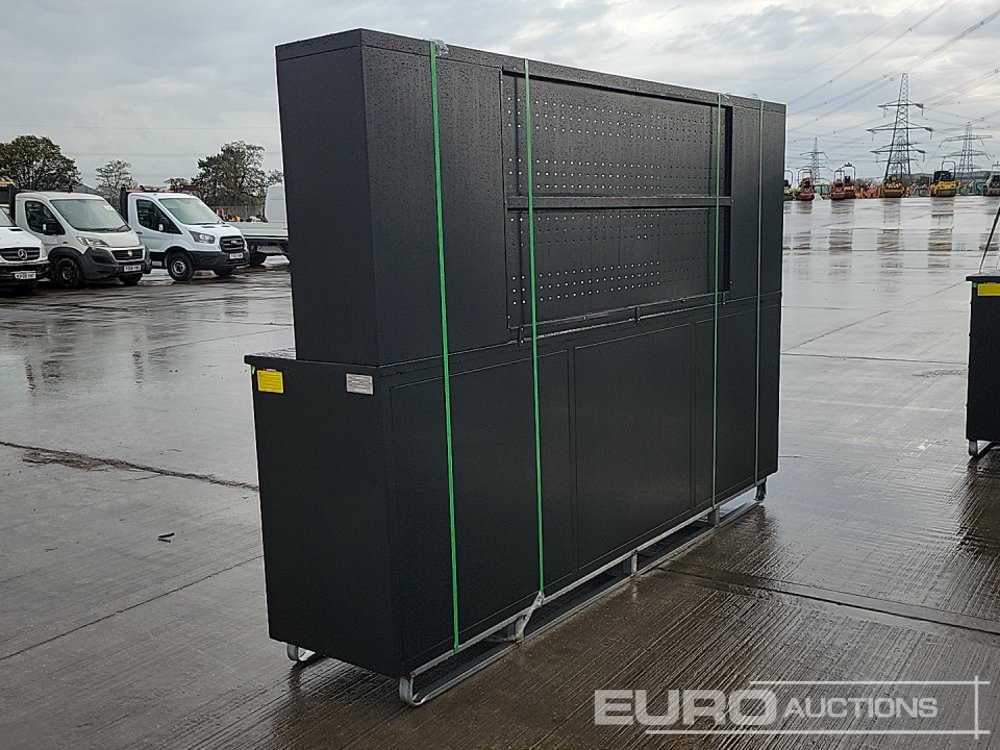 Unused 2025 10' Work Bench, 30 Drawers - Matériel de chantier: photos 4 Unused 2025 10' Work Bench, 30 Drawers - Matériel de chantier: photos 4