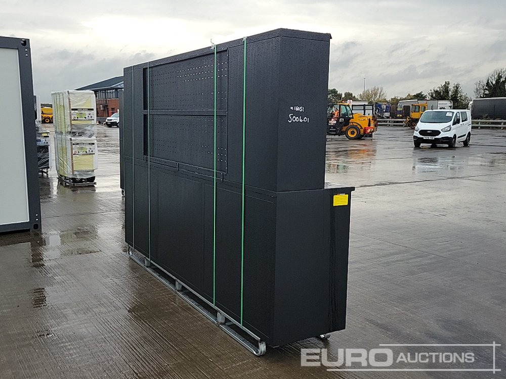 Unused 2025 10' Work Bench, 30 Drawers - Matériel de chantier: photos 5 Unused 2025 10' Work Bench, 30 Drawers - Matériel de chantier: photos 5