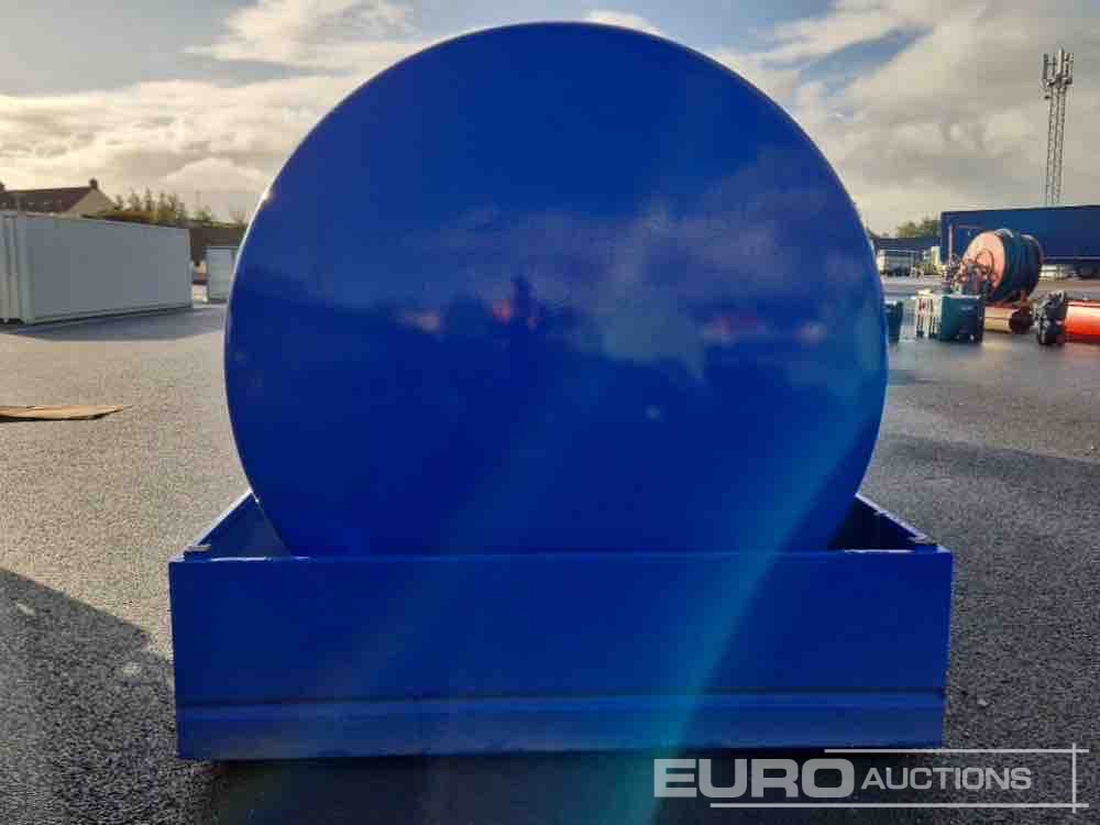 Unused 2025 Emiliana Serbatoi TF9/50 9000 Litre Fuel Tank, Meter, 240 Volt Pump - Cuve de stockage: photos 2 Unused 2025 Emiliana Serbatoi TF9/50 9000 Litre Fuel Tank, Meter, 240 Volt Pump - Cuve de stockage: photos 2