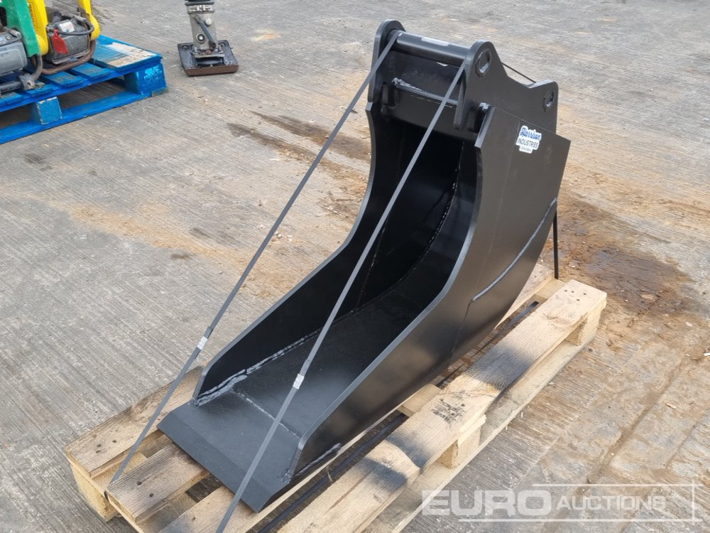 Unused 2025 Harrison 12" Trenching Bucket 40mm Pin to suut Mini Excavator - Godet: photos 1 Unused 2025 Harrison 12" Trenching Bucket 40mm Pin to suut Mini Excavator - Godet: photos 1
