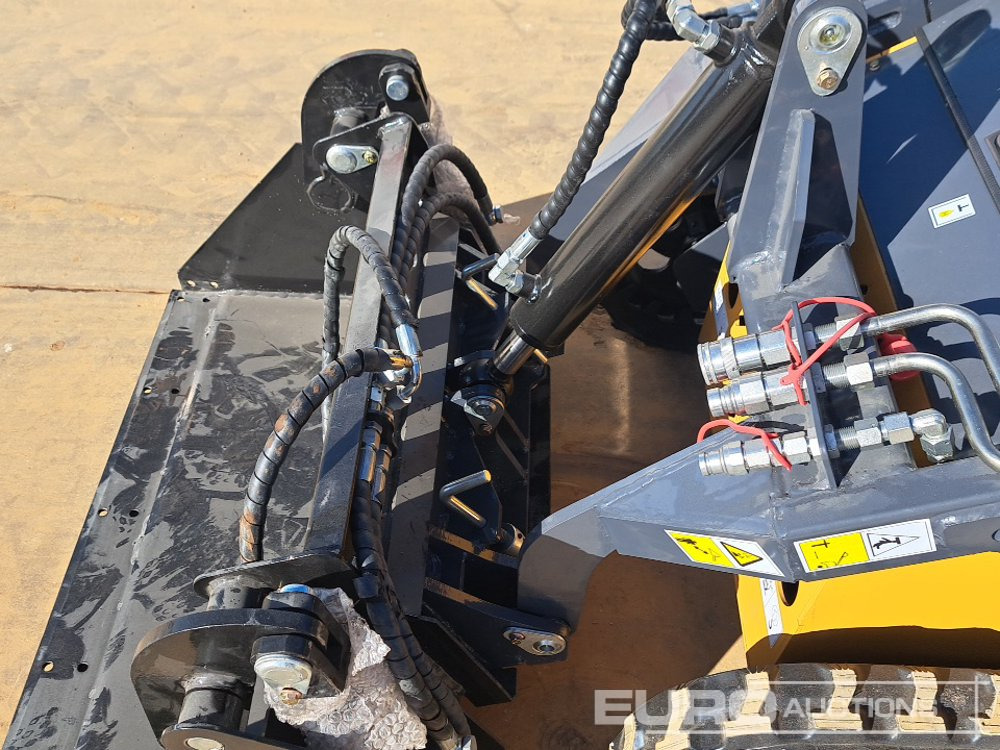 Mini chargeuse Unused 2025 Infront YF380: photos 18