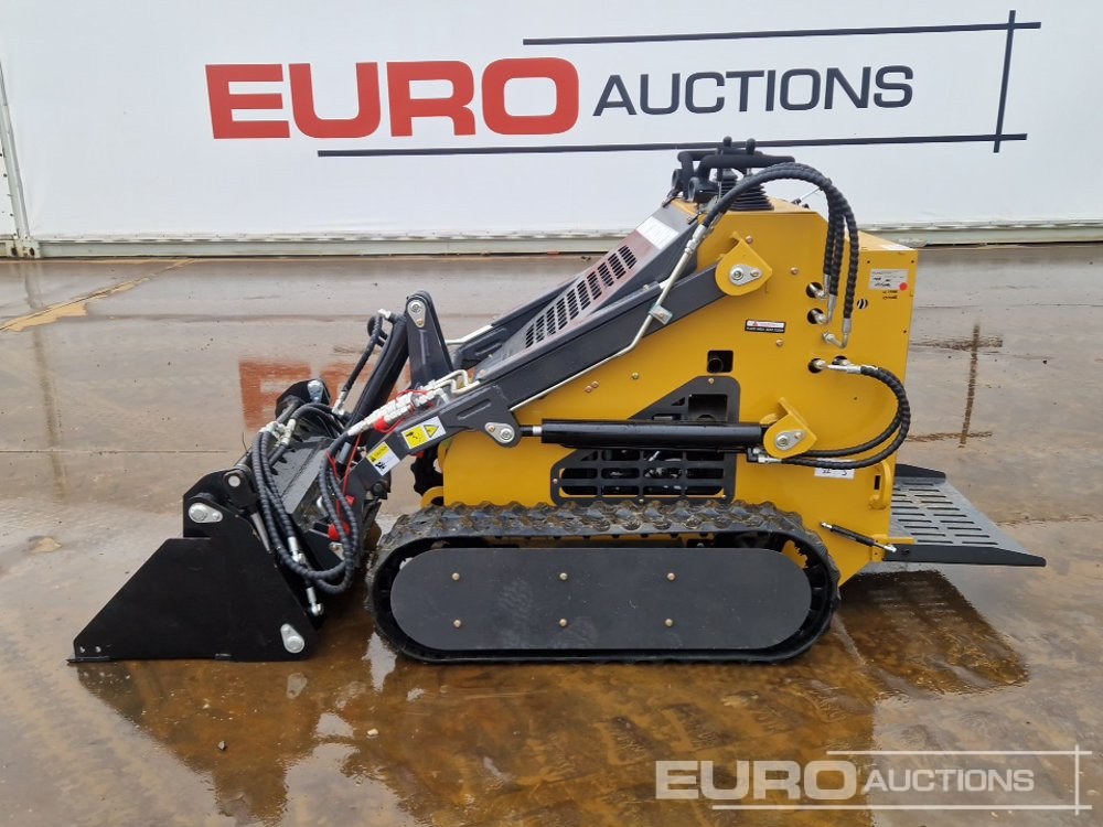 Unused 2025 Infront YF380 - Mini chargeuse: photos 2 Unused 2025 Infront YF380 - Mini chargeuse: photos 2