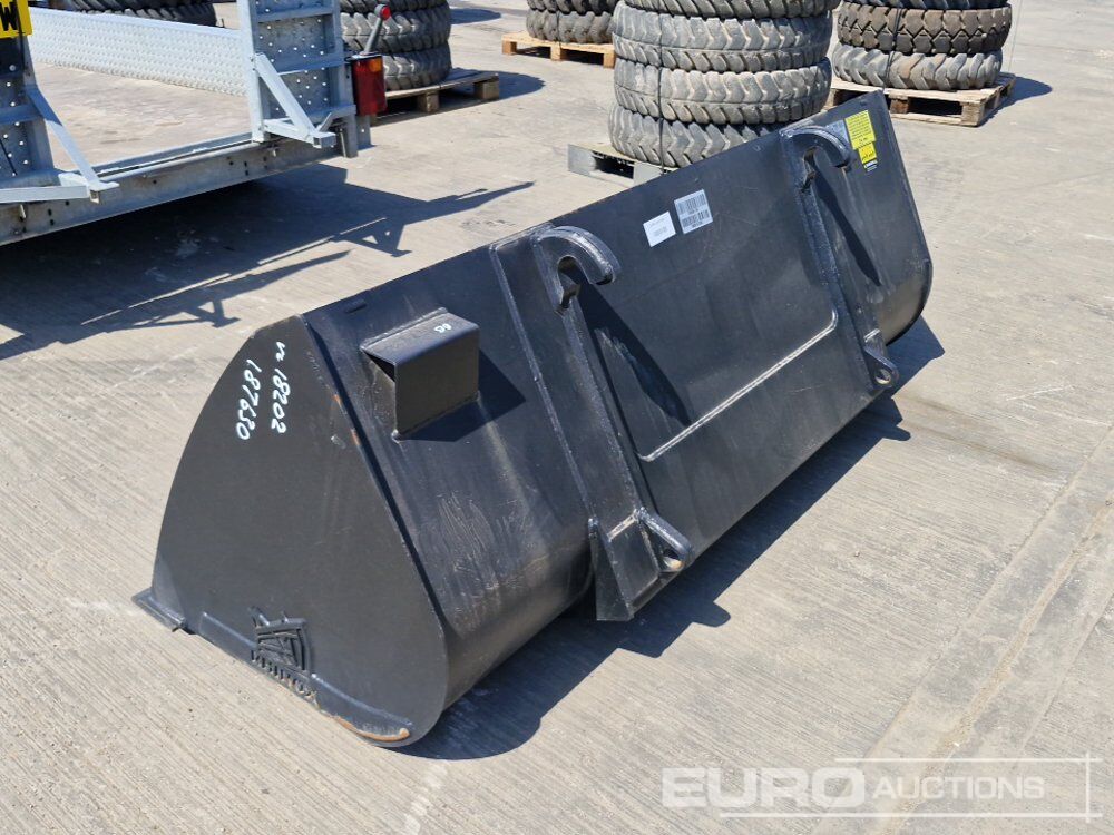 Unused 2025 Rhinox 90" Loading Bucket to suit Telehandler - Godet: photos 3 Unused 2025 Rhinox 90" Loading Bucket to suit Telehandler - Godet: photos 3