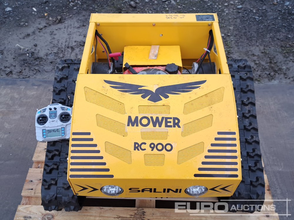 Motofaucheuse Unused 2025 Salini RC-900 Radio Controlled Tracked Lawnmower (Controls in Office): photos 8