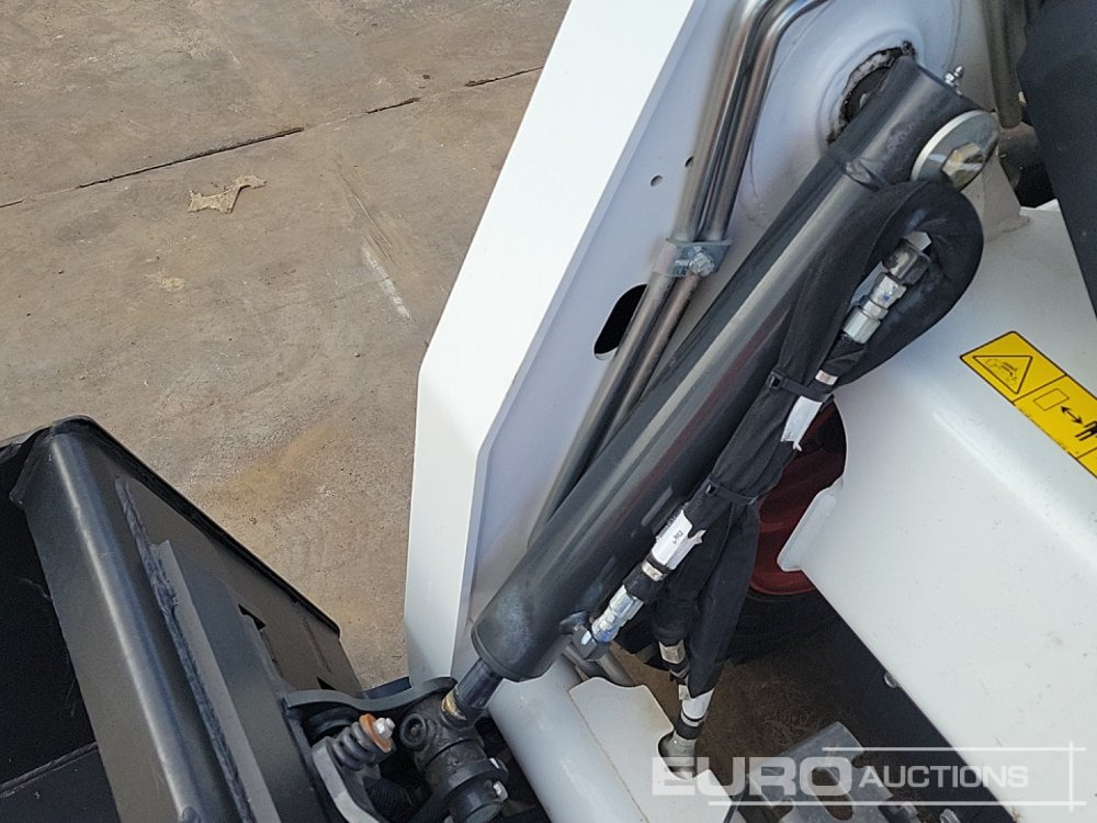 Mini chargeuse Unused Bobcat S450: photos 22