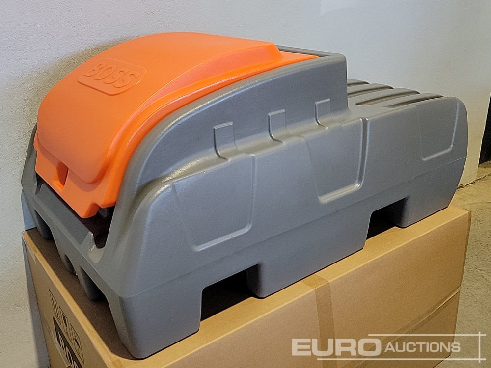 Unused Boss DD200 - Cuve de stockage: photos 1 Unused Boss DD200 - Cuve de stockage: photos 1