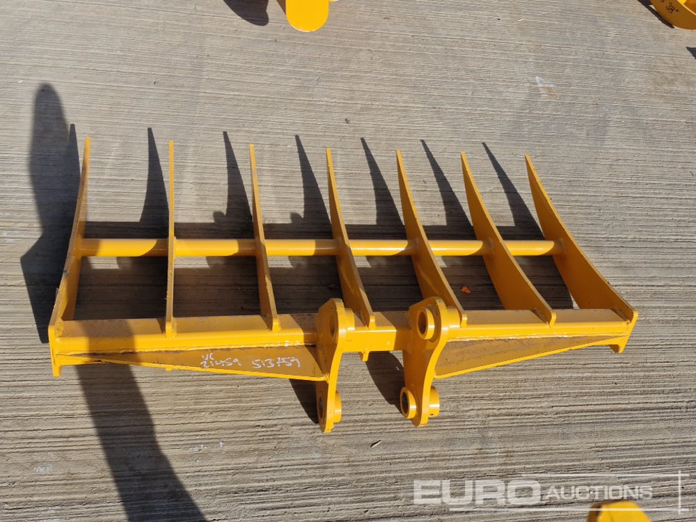 Unused Captok 46" Rake 40mm Pin to suit Mini Excavator - Godet: photos 4 Unused Captok 46" Rake 40mm Pin to suit Mini Excavator - Godet: photos 4