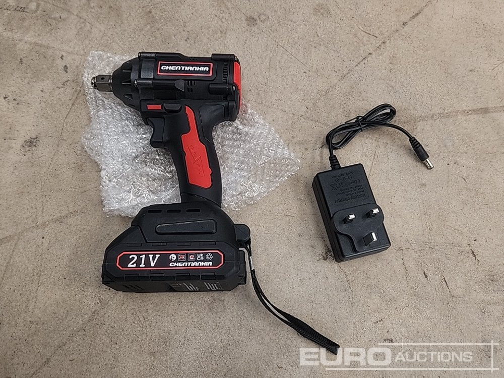Unused Chentianxia 1/2" Cordless Impact Wrench, 21V Battery, Charger and Case - Équipement de garage: photos 3 Unused Chentianxia 1/2" Cordless Impact Wrench, 21V Battery, Charger and Case - Équipement de garage: photos 3