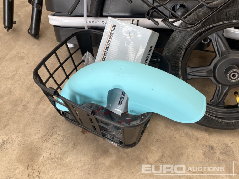 Équipement de garage Unused Electric Bike: photos 6