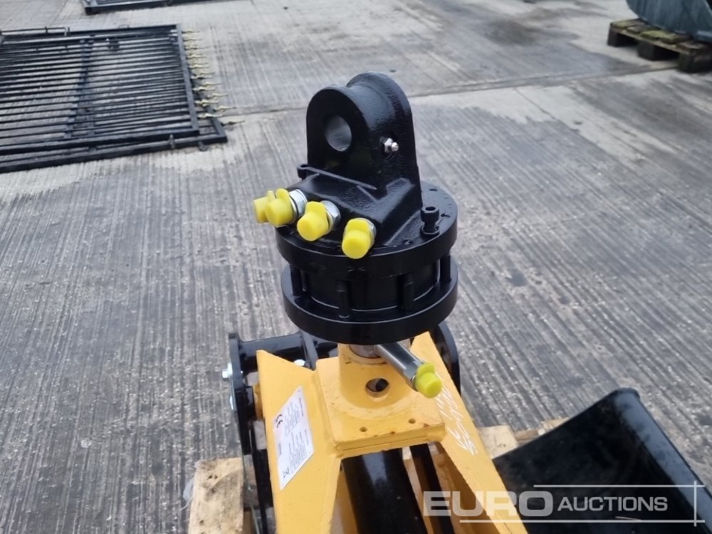 Godet neuf Unused Hydraulic Rotating Wood Grab to suit Crane, 32" Ditching, 8" Digging Bucket 25mm Pin to suit Mini Excavator: photos 20 Godet neuf Unused Hydraulic Rotating Wood Grab to suit Crane, 32" Ditching, 8" Digging Bucket 25mm Pin to suit Mini Excavator: photos 20