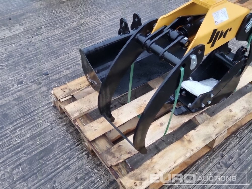 Godet neuf Unused Hydraulic Rotating Wood Grab to suit Crane, 32" Ditching, 8" Digging Bucket 25mm Pin to suit Mini Excavator: photos 16 Godet neuf Unused Hydraulic Rotating Wood Grab to suit Crane, 32" Ditching, 8" Digging Bucket 25mm Pin to suit Mini Excavator: photos 16