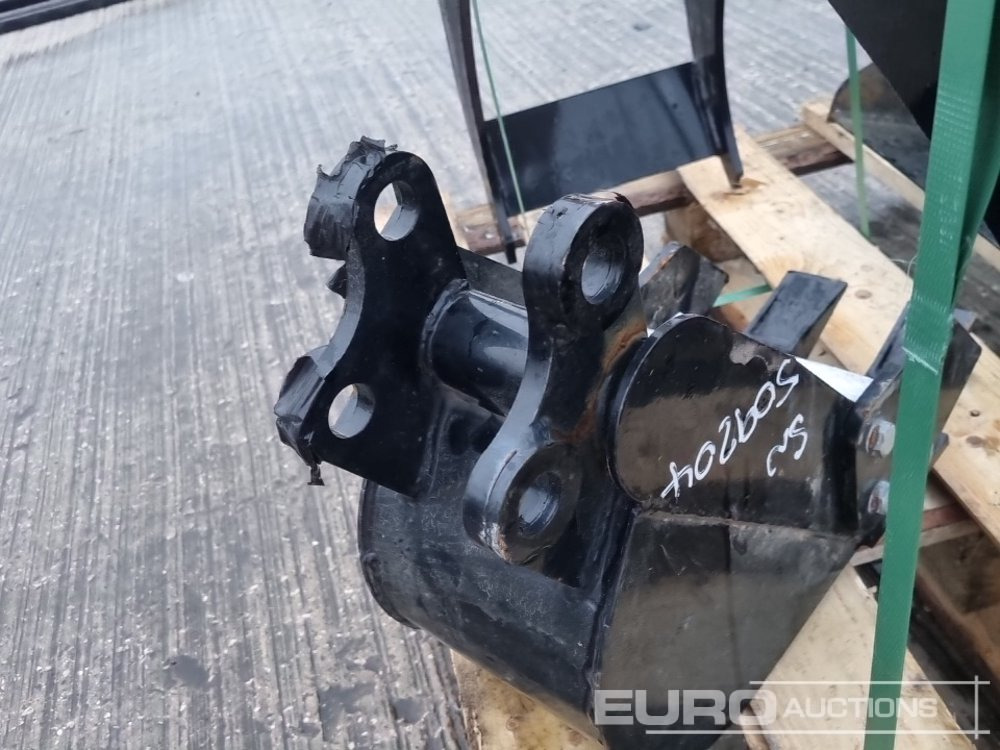 Godet neuf Unused Hydraulic Rotating Wood Grab to suit Crane, 32" Ditching, 8" Digging Bucket 25mm Pin to suit Mini Excavator: photos 25 Godet neuf Unused Hydraulic Rotating Wood Grab to suit Crane, 32" Ditching, 8" Digging Bucket 25mm Pin to suit Mini Excavator: photos 25