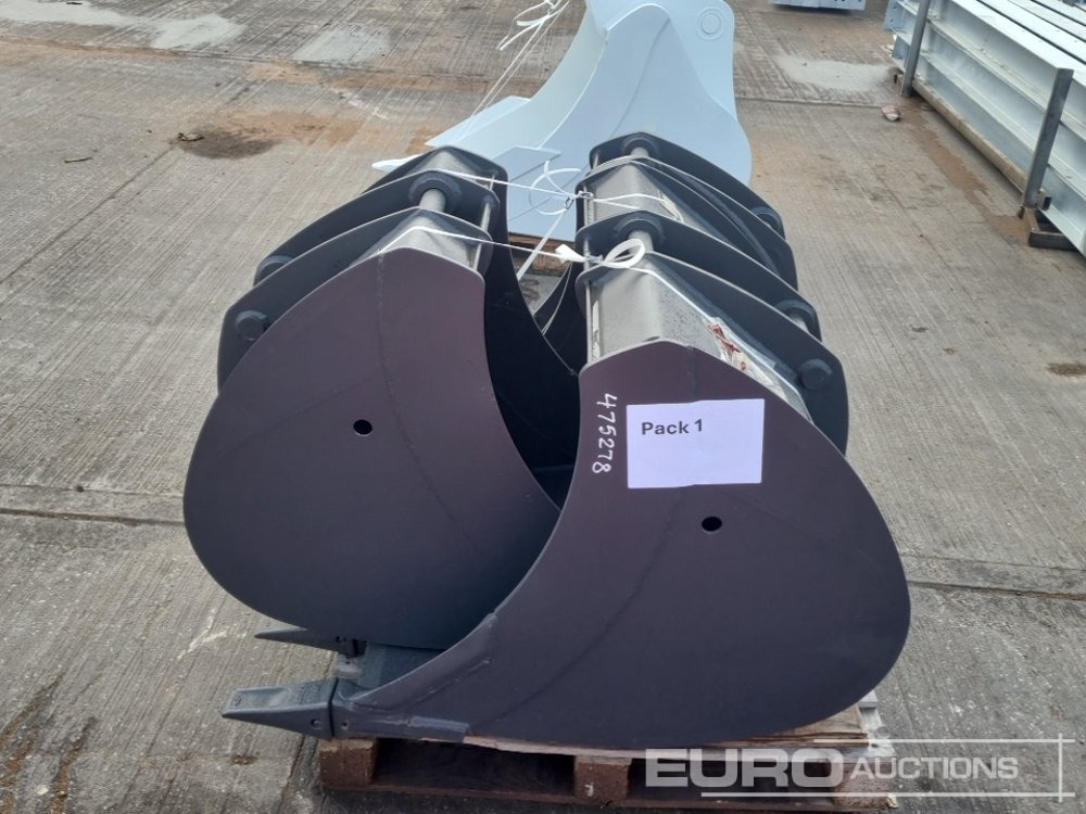 Unused Miller 36", 24", 12" Scoop Bucket 45mm Pin to suit 4-6 Ton Excavator - Godet: photos 2 Unused Miller 36", 24", 12" Scoop Bucket 45mm Pin to suit 4-6 Ton Excavator - Godet: photos 2