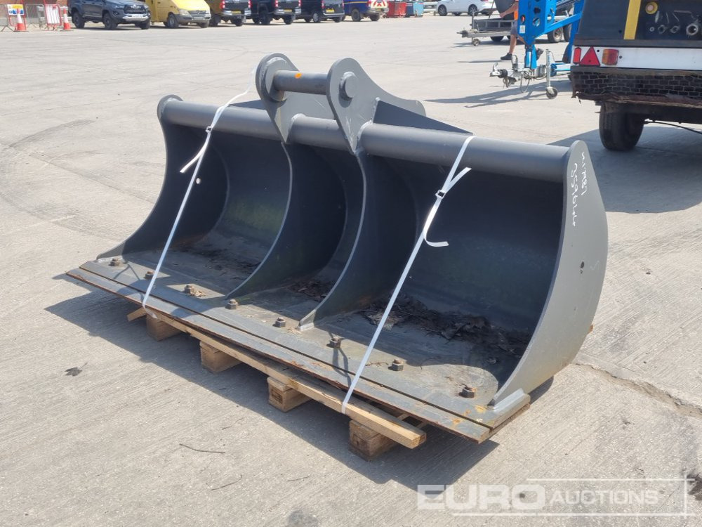 Unused Miller 84" Ditching Bucket 80mm Pin to suit 20 Ton Excavator - Godet: photos 1 Unused Miller 84" Ditching Bucket 80mm Pin to suit 20 Ton Excavator - Godet: photos 1