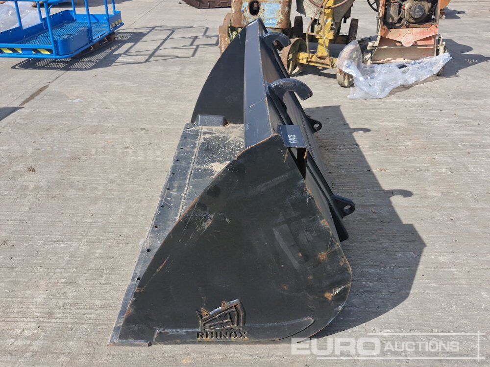 Unused Rhinox 90" Loading Bucket to suit Telehandler - Godet: photos 2 Unused Rhinox 90" Loading Bucket to suit Telehandler - Godet: photos 2