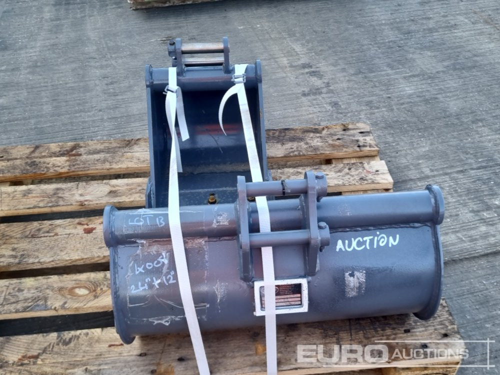 Unused Strickland 24", 12" Digging Bucket 25mm Pin to suit Mini Excavator - Godet: photos 4 Unused Strickland 24", 12" Digging Bucket 25mm Pin to suit Mini Excavator - Godet: photos 4