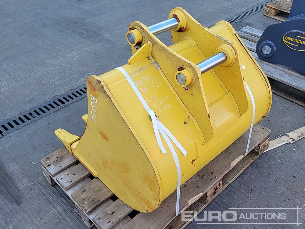 Unused Strickland 36" Digging Bucket 50mm Pin to suit 6-8 Ton Excavator - Godet: photos 3 Unused Strickland 36" Digging Bucket 50mm Pin to suit 6-8 Ton Excavator - Godet: photos 3