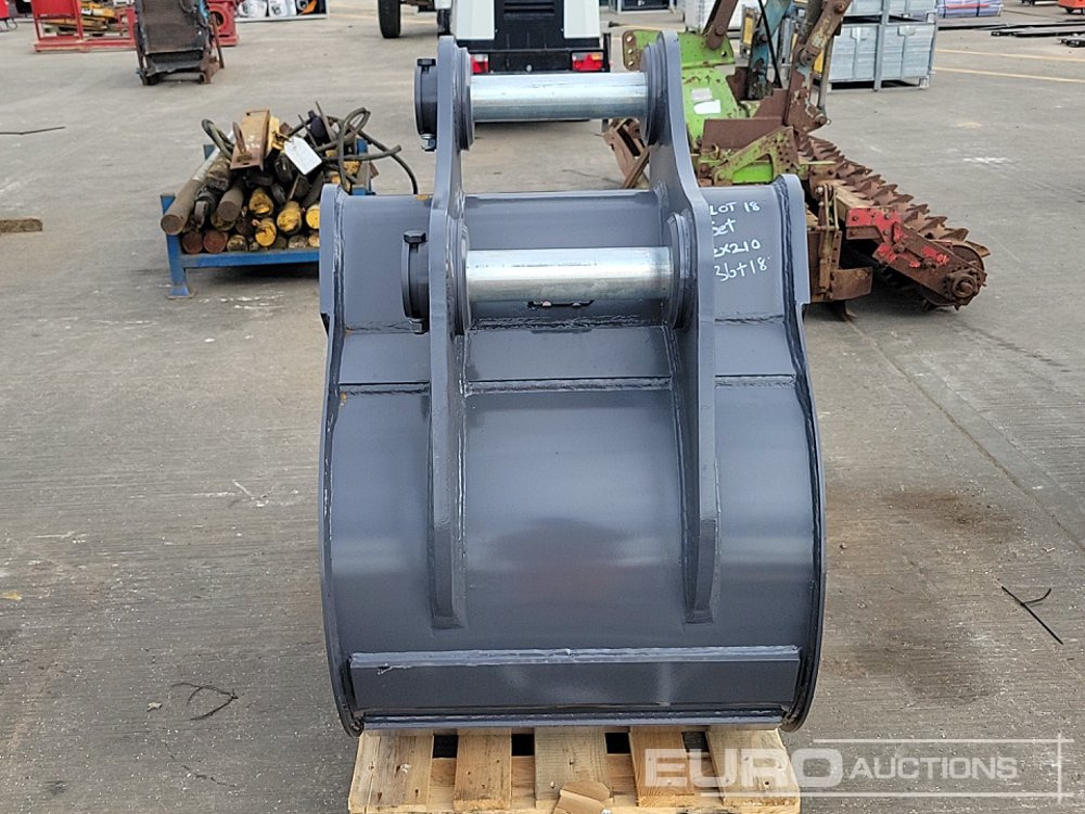 Unused Strickland 36" Digging Bucket 80mm Pin to suit 20 Ton Excavator - Godet: photos 4 Unused Strickland 36" Digging Bucket 80mm Pin to suit 20 Ton Excavator - Godet: photos 4