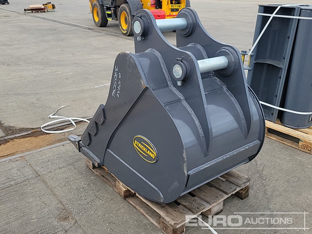 Unused Strickland 36" Digging Bucket 80mm Pin to suit 20 Ton Excavator - Godet: photos 3 Unused Strickland 36" Digging Bucket 80mm Pin to suit 20 Ton Excavator - Godet: photos 3
