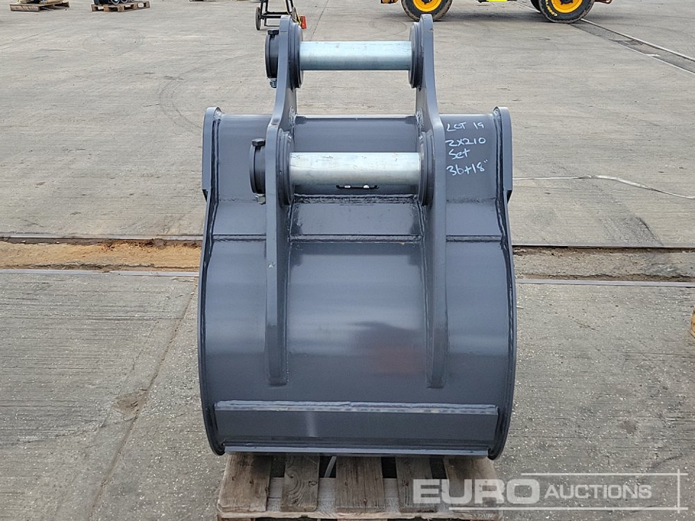 Unused Strickland 36" Digging Bucket 80mm Pin to suit 20 Ton Excavator - Godet: photos 4 Unused Strickland 36" Digging Bucket 80mm Pin to suit 20 Ton Excavator - Godet: photos 4