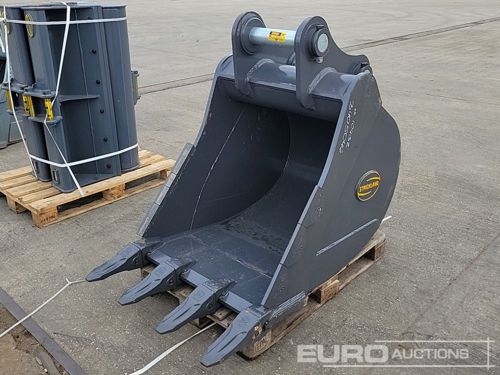 Unused Strickland 36" Digging Bucket 80mm Pin to suit 20 Ton Excavator - Godet: photos 1 Unused Strickland 36" Digging Bucket 80mm Pin to suit 20 Ton Excavator - Godet: photos 1