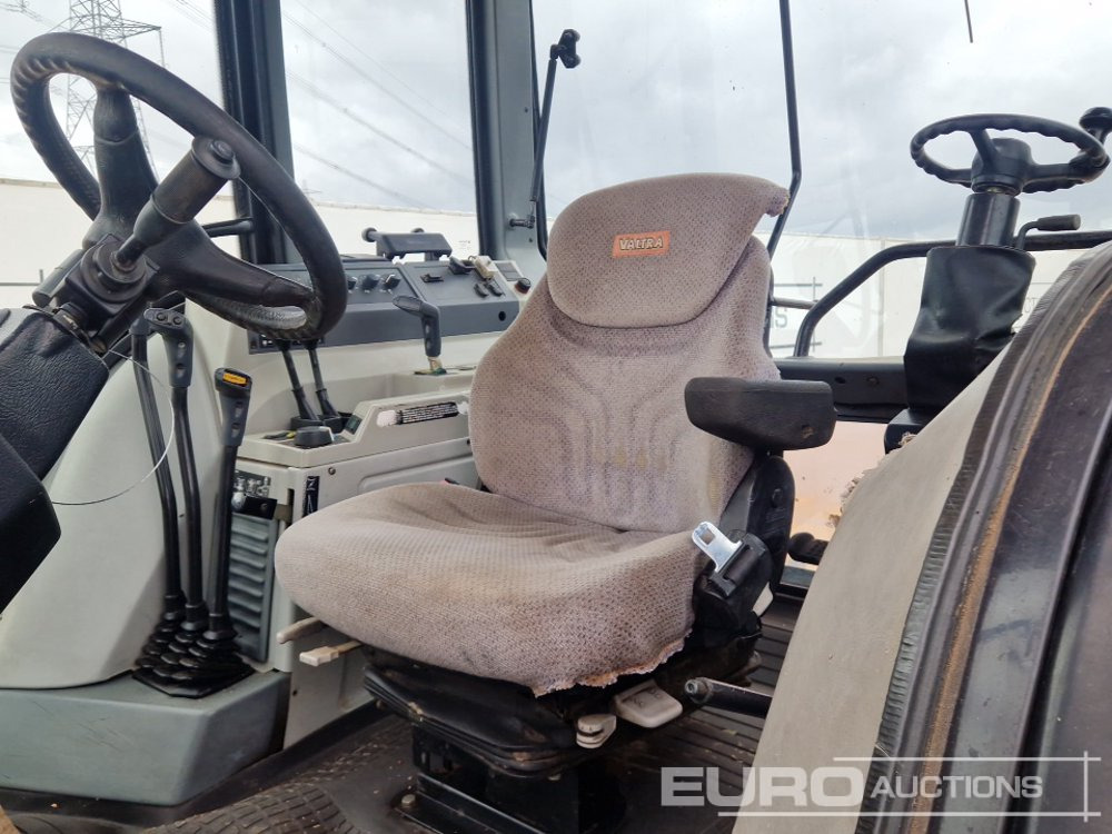 Tracteur agricole Valtra 6400: photos 34 Tracteur agricole Valtra 6400: photos 34