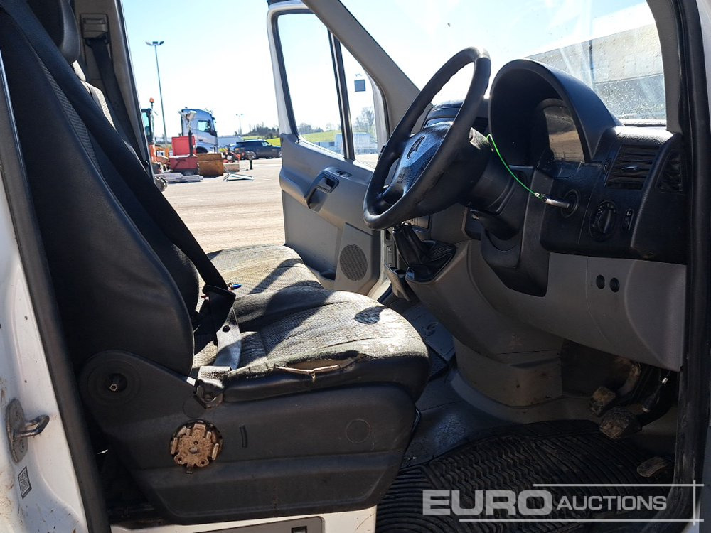Véhicule utilitaire 2012 Mercedes Sprinter: photos 16