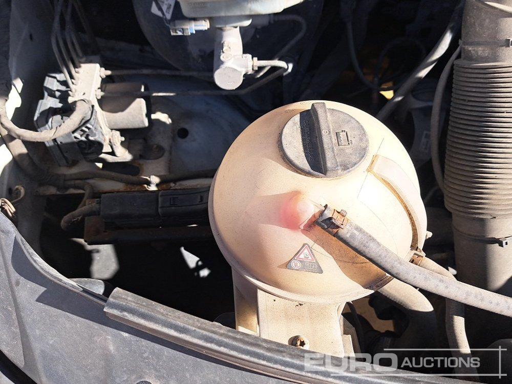 Véhicule utilitaire 2012 Mercedes Sprinter: photos 27