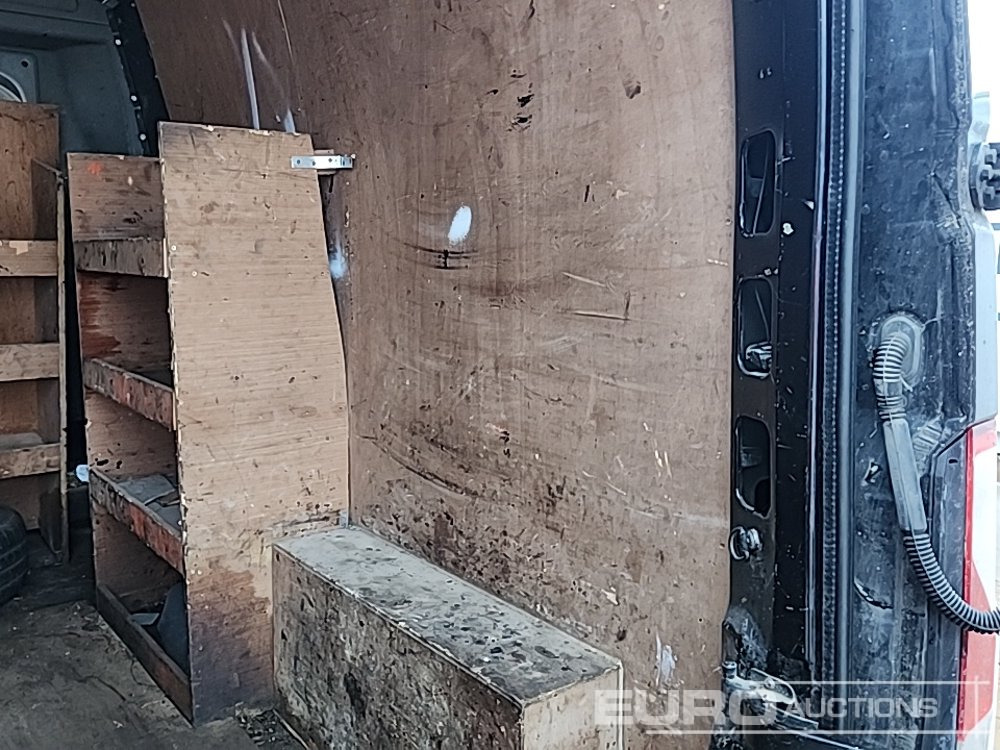 Véhicule utilitaire 2015 Renault Master: photos 16 Véhicule utilitaire 2015 Renault Master: photos 16