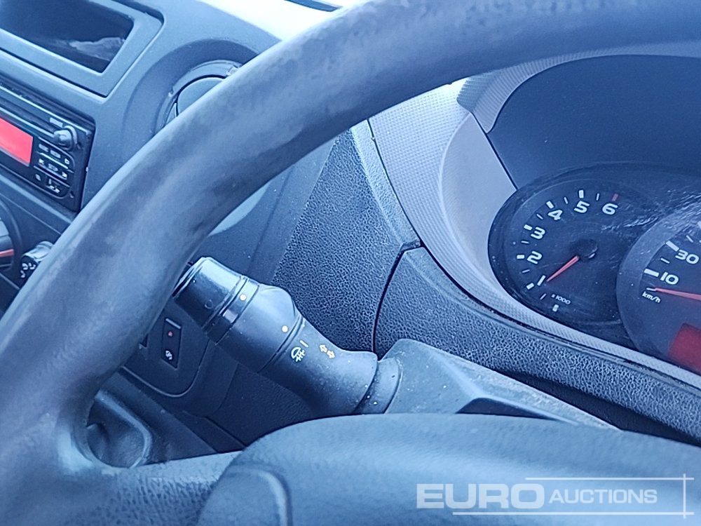 Véhicule utilitaire 2015 Renault Master: photos 35 Véhicule utilitaire 2015 Renault Master: photos 35