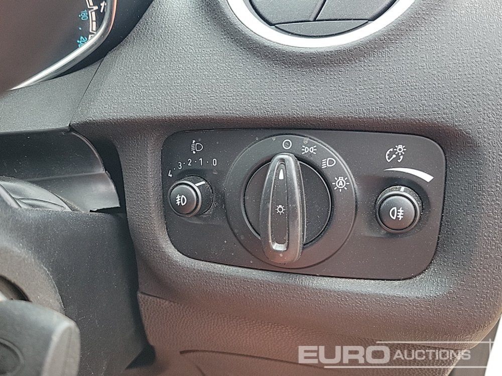 Véhicule utilitaire 2017 Ford Fiesta: photos 23