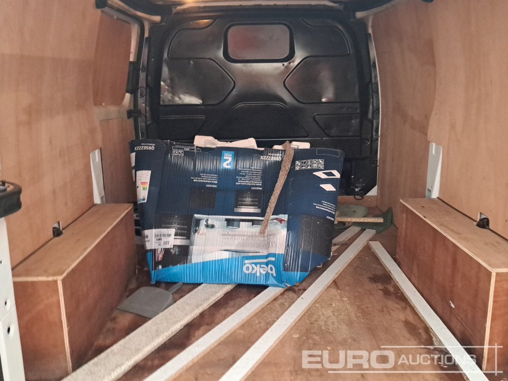 Véhicule utilitaire 2017 Ford Transit Custom 270: photos 9