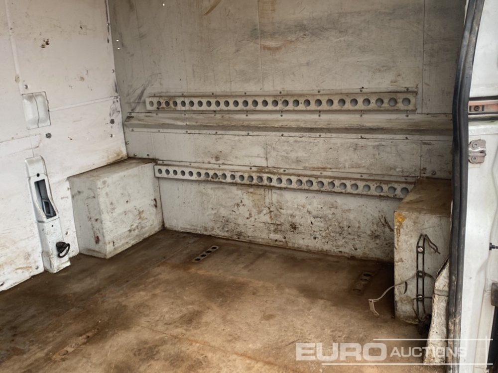 Véhicule utilitaire 2017 Ford Transit: photos 24