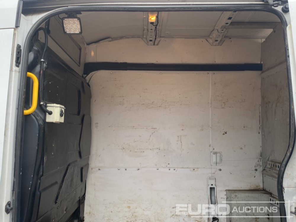 Véhicule utilitaire 2017 Ford Transit: photos 21