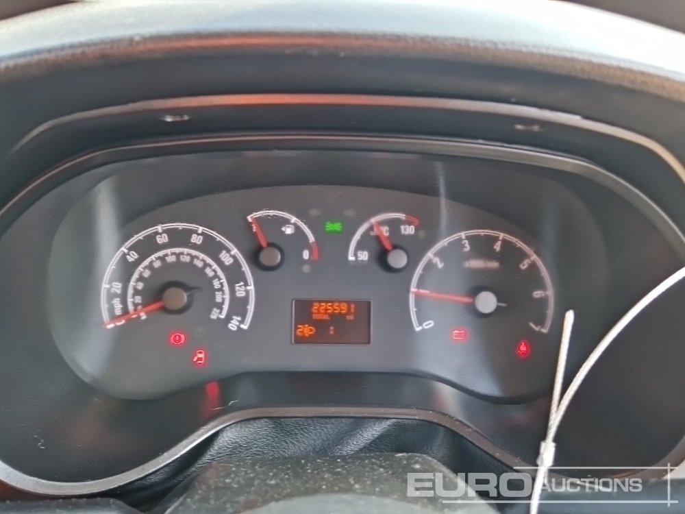 Véhicule utilitaire 2017 Vauxhall Combo: photos 31