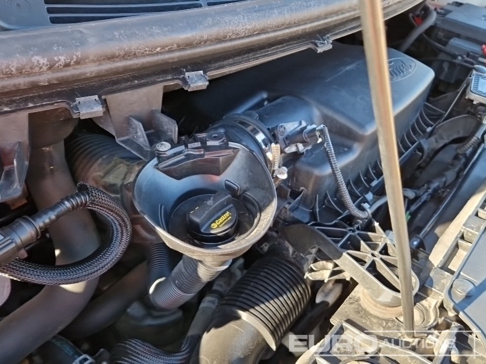 Véhicule utilitaire 2021 Ford Transit Custom 300: photos 31