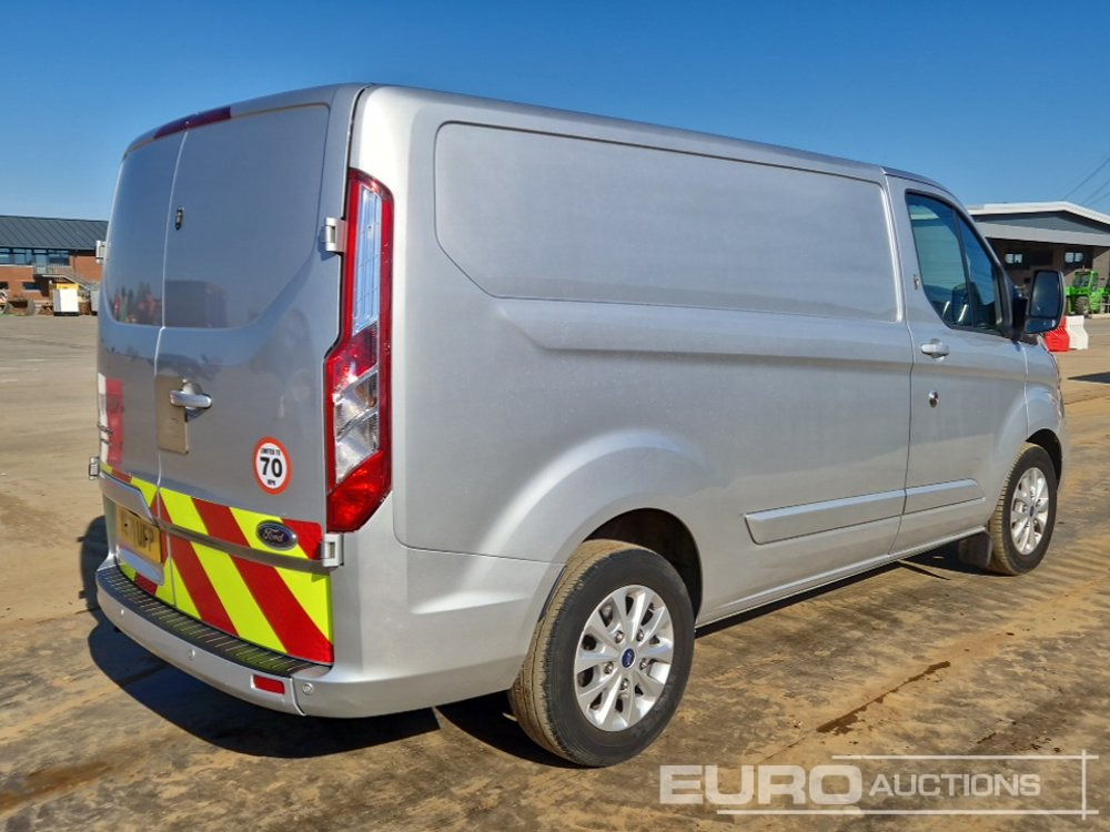 Véhicule utilitaire 2021 Ford Transit Custom 300: photos 10