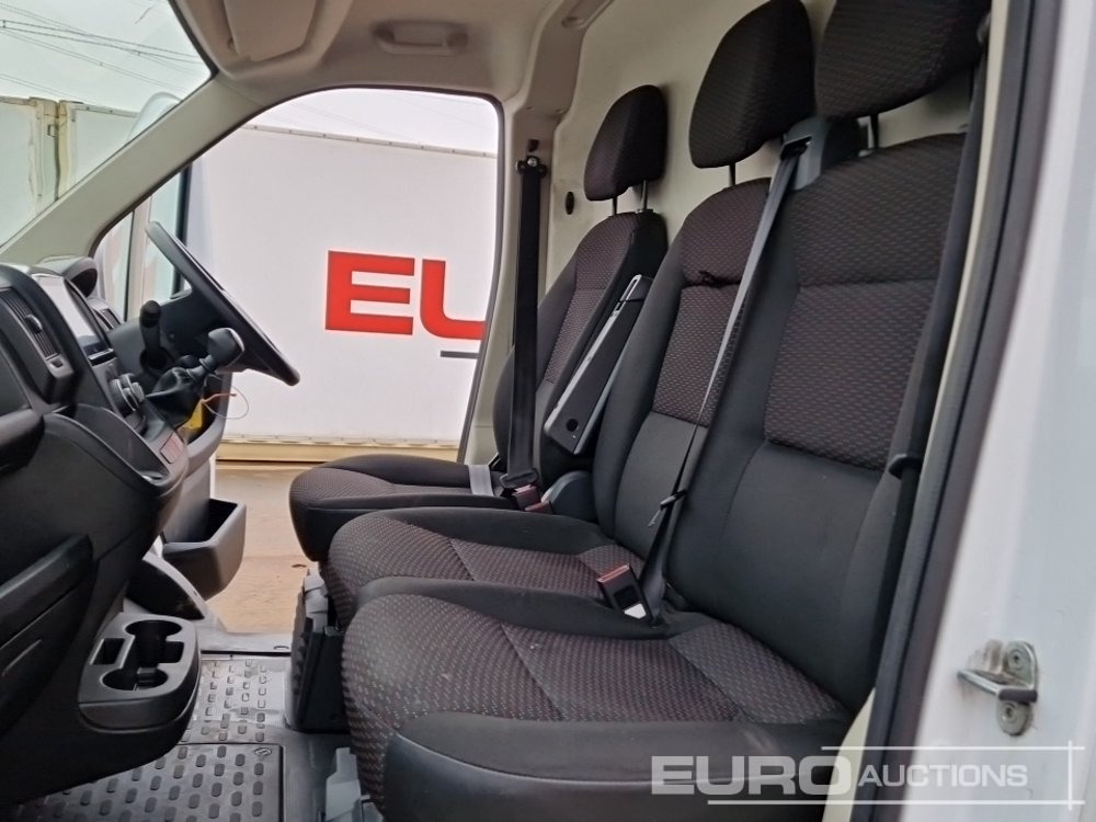 Véhicule utilitaire 2023 Citreon Relay: photos 22