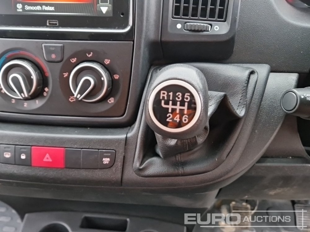 Véhicule utilitaire 2023 Citreon Relay: photos 26